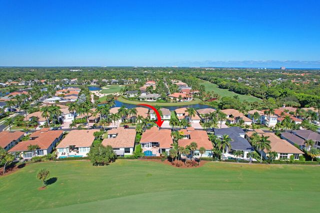 528 Les Jardin Drive, Palm Beach Gardens, FL 33410