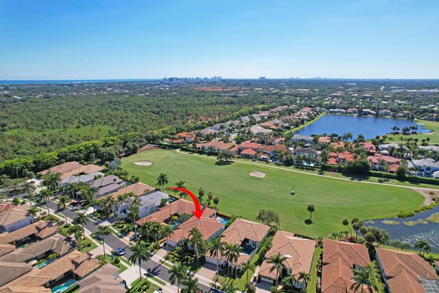 528 Les Jardin Drive, Palm Beach Gardens, FL 33410
