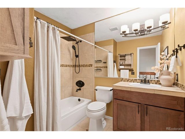 8745 W Cornell Ave 11, Denver, CO 80227