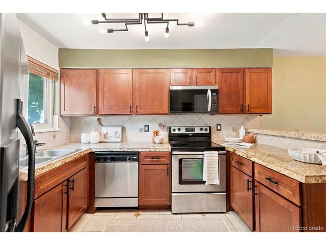 8745 W Cornell Ave 11, Denver, CO 80227