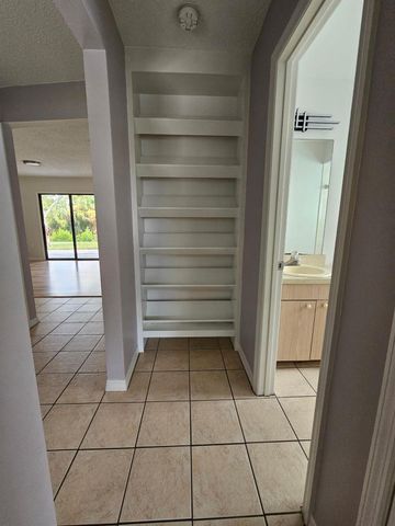 8236 97th Avenue, Vero Beach, FL 32967