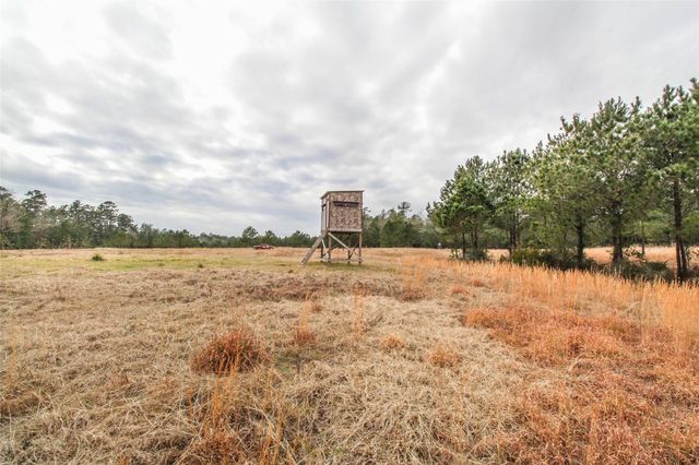 0001 W Rosewood Parkway, Point Blank, TX 77364