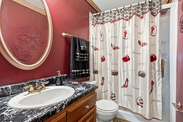 19505 Amber Way, Noblesville, IN 46060