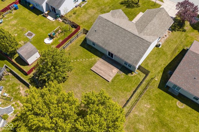 19505 Amber Way, Noblesville, IN 46060