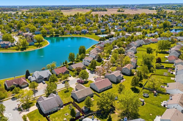 19505 Amber Way, Noblesville, IN 46060