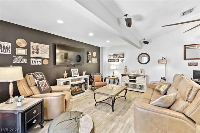 8904 Litchfield Avenue, Las Vegas, NV 89134