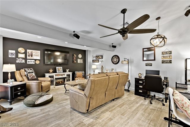 8904 Litchfield Avenue, Las Vegas, NV 89134