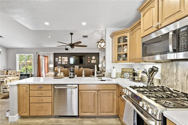 8904 Litchfield Avenue, Las Vegas, NV 89134