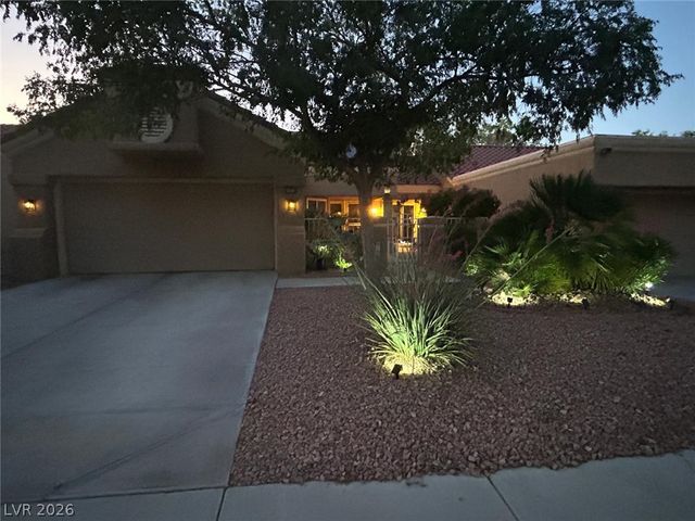8904 Litchfield Avenue, Las Vegas, NV 89134
