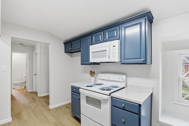 2212 Briardale Road, Fort Worth, TX 76119