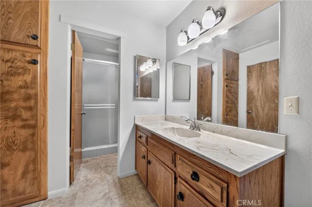 605 Los Tilos, Hemet, CA 92543