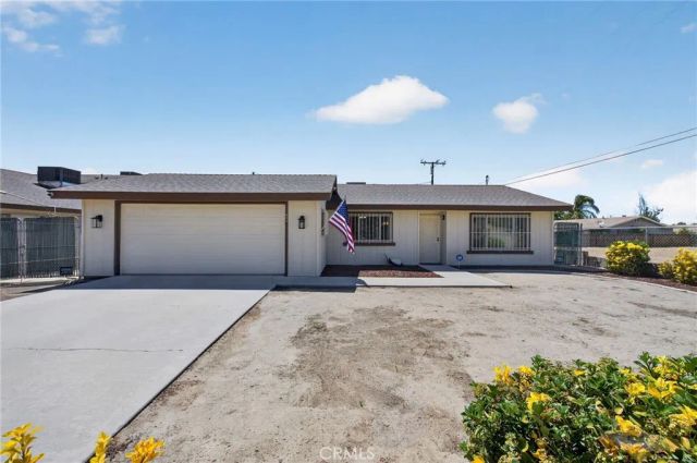 605 Los Tilos, Hemet, CA 92543
