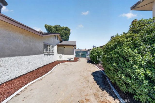 605 Los Tilos, Hemet, CA 92543