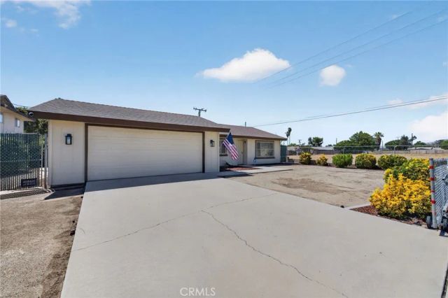 605 Los Tilos, Hemet, CA 92543
