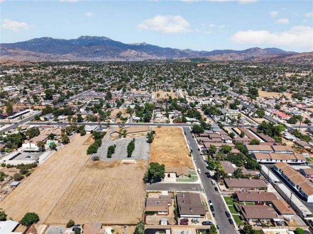 605 Los Tilos, Hemet, CA 92543