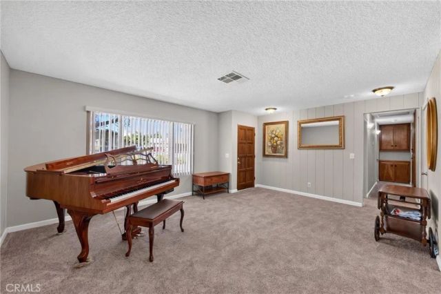 605 Los Tilos, Hemet, CA 92543