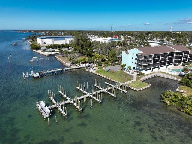 53 W BAY HEIGHTS AVENUE 205, Englewood, FL 34223