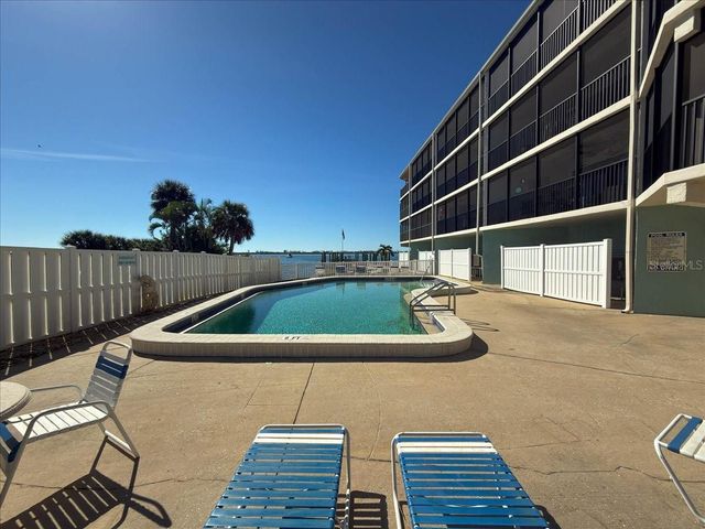 53 W BAY HEIGHTS AVENUE 205, Englewood, FL 34223