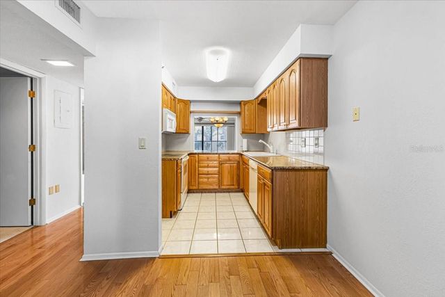 53 W BAY HEIGHTS AVENUE 205, Englewood, FL 34223