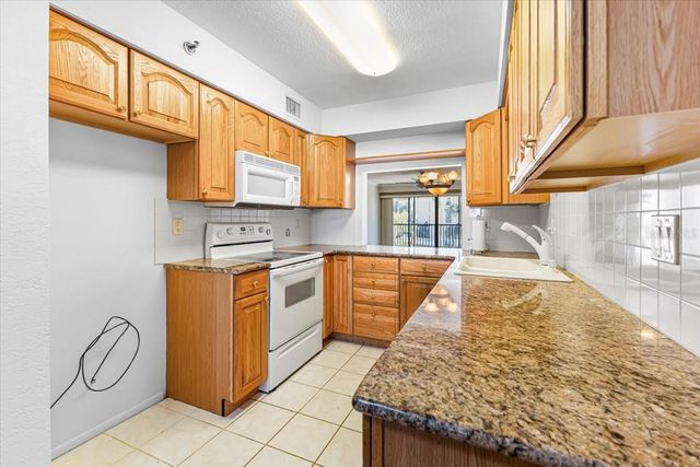 53 W BAY HEIGHTS AVENUE 205, Englewood, FL 34223