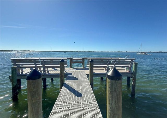 53 W BAY HEIGHTS AVENUE 205, Englewood, FL 34223