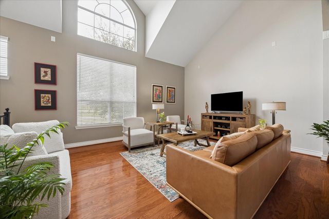 5911 Katy Street, Houston, TX 77007