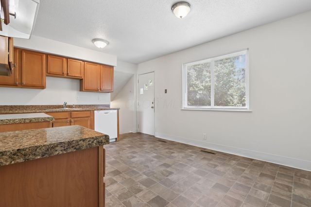 4838 Refugee Road, Columbus, OH 43232