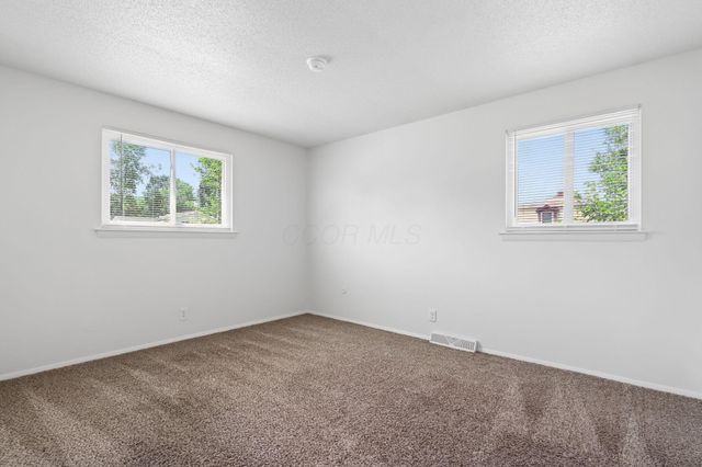4838 Refugee Road, Columbus, OH 43232