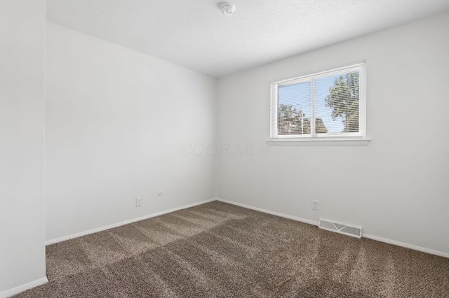 4838 Refugee Road, Columbus, OH 43232