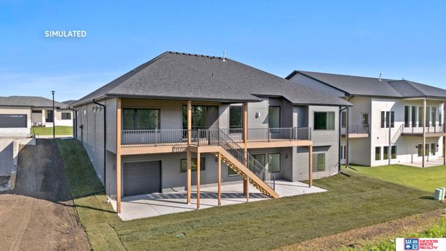 8810 Sandalwood Drive, Lincoln, NE 68520