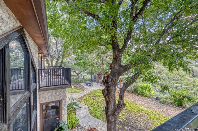 1242 RIVER RD, Concan, TX 78838