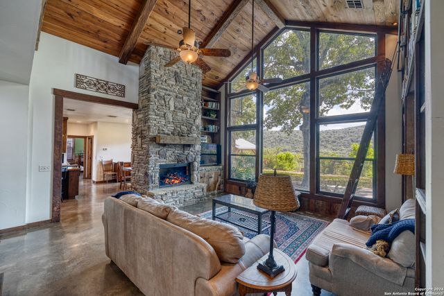 1242 RIVER RD, Concan, TX 78838