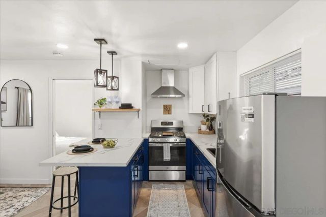 1628 C Ave, National City, CA 91950