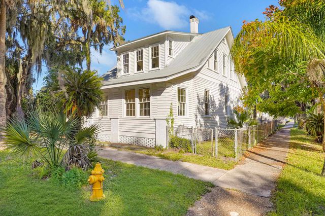 221 S 5Th St, Palatka, FL 32177