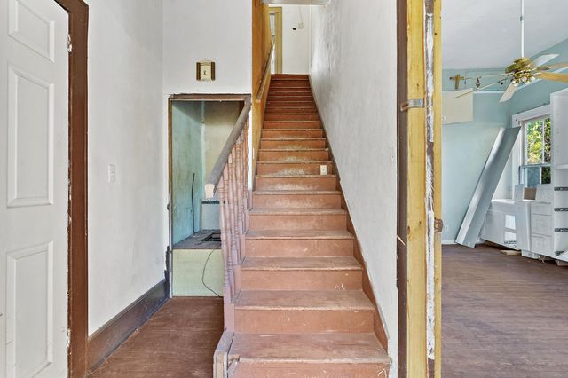 221 S 5Th St, Palatka, FL 32177