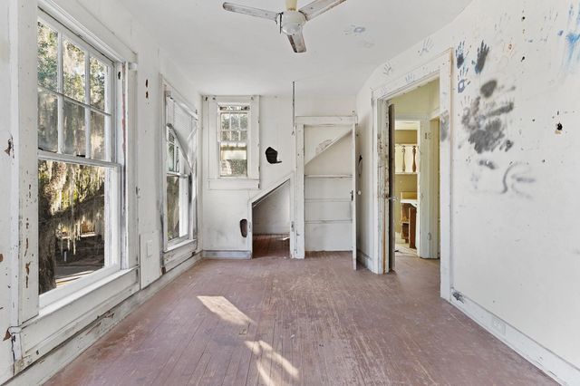 221 S 5Th St, Palatka, FL 32177