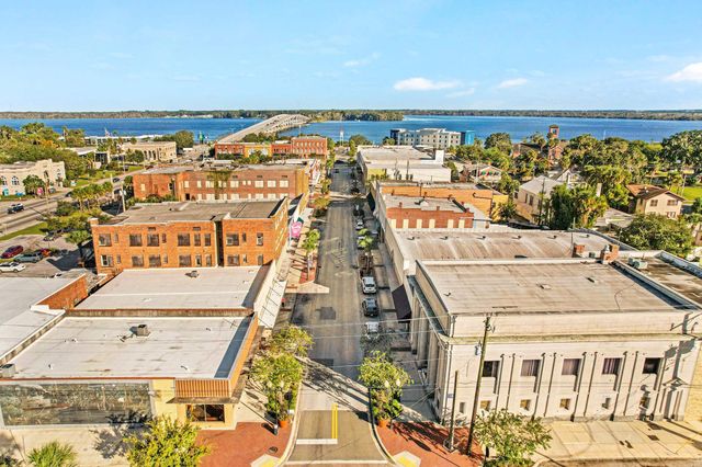 221 S 5Th St, Palatka, FL 32177