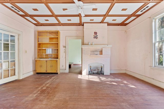 221 S 5Th St, Palatka, FL 32177