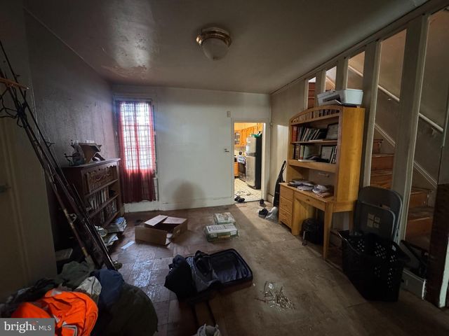 3956 MELON ST, Philadelphia, PA 19104