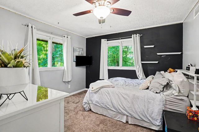 9713 Oakview Drive, Portage City, MI 49024