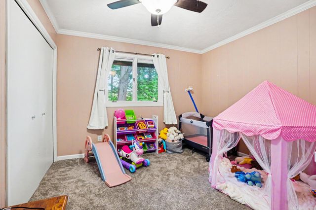 9713 Oakview Drive, Portage City, MI 49024