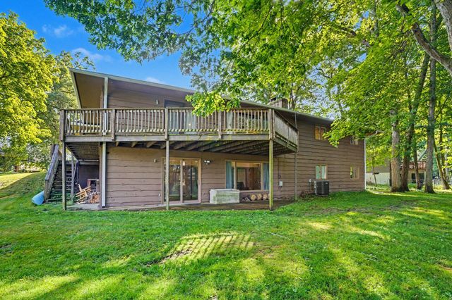 9713 Oakview Drive, Portage City, MI 49024
