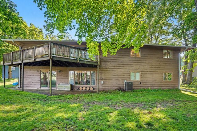 9713 Oakview Drive, Portage City, MI 49024