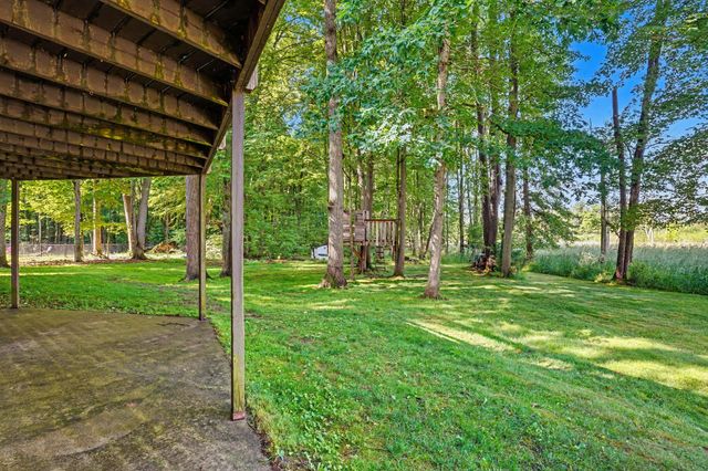 9713 Oakview Drive, Portage City, MI 49024