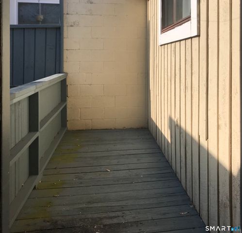 60 Plainfield Avenue 10, West Haven, CT 06516