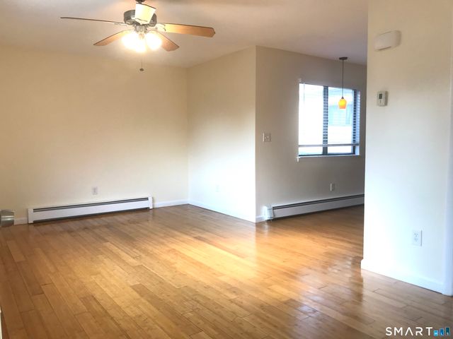 60 Plainfield Avenue 10, West Haven, CT 06516