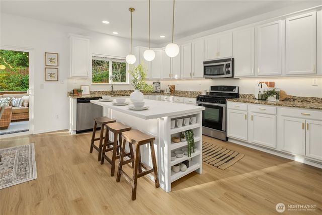 12218 NE 203rd Street, Bothell, WA 98011