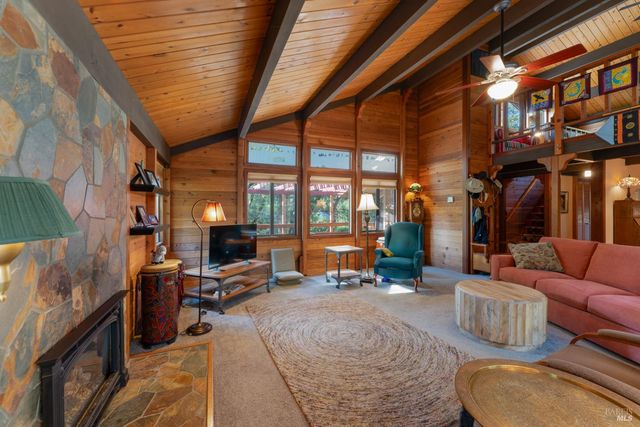 1701 Road B, Redwood Valley, CA 95470