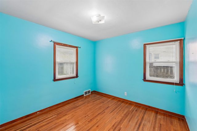 401 N 4th Street, Marshalltown, IA 50158