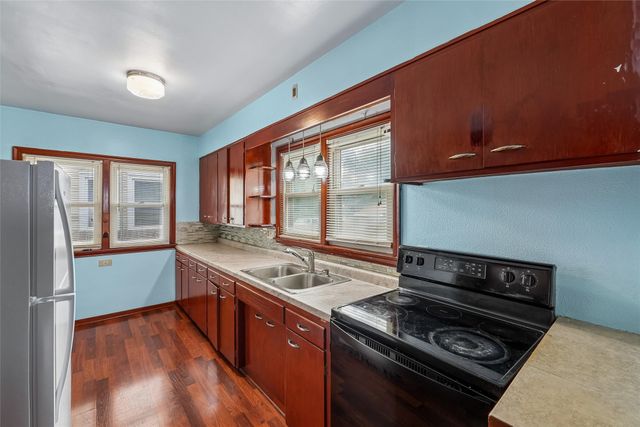 401 N 4th Street, Marshalltown, IA 50158